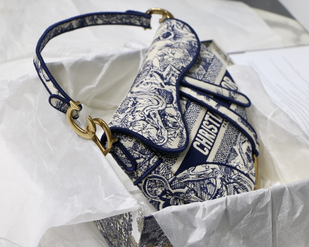 Saddle Bag Blue Toile de Jouy Embroidery